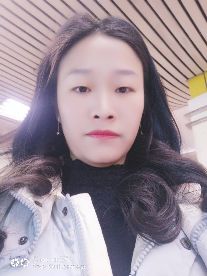 走失者照片 愿无岁月可回头，且已深情共白头