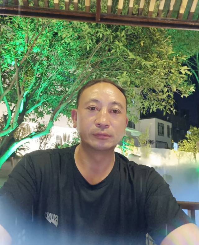 走失者照片 请各位爱心人士帮帮忙，留意此人！事...