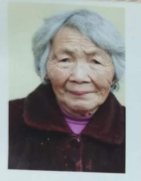 走失者照片 请帮忙转发，有消息者请联系1709...