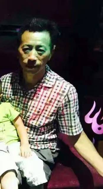 走失者照片 爸，你的俩个孙子等你早日回家，全家...