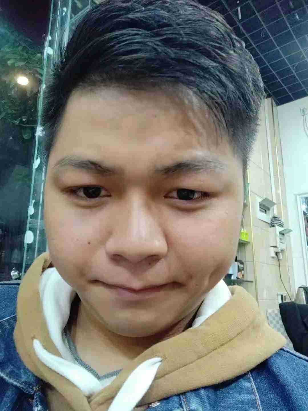 走失者照片 李智活，有债务纠纷，提供此人线索，...