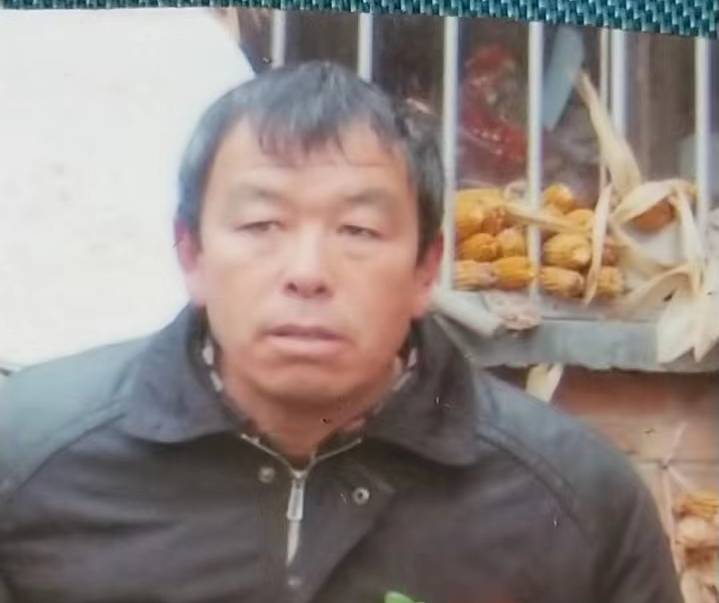 走失者照片 如有提供线索者必有重谢！！！
