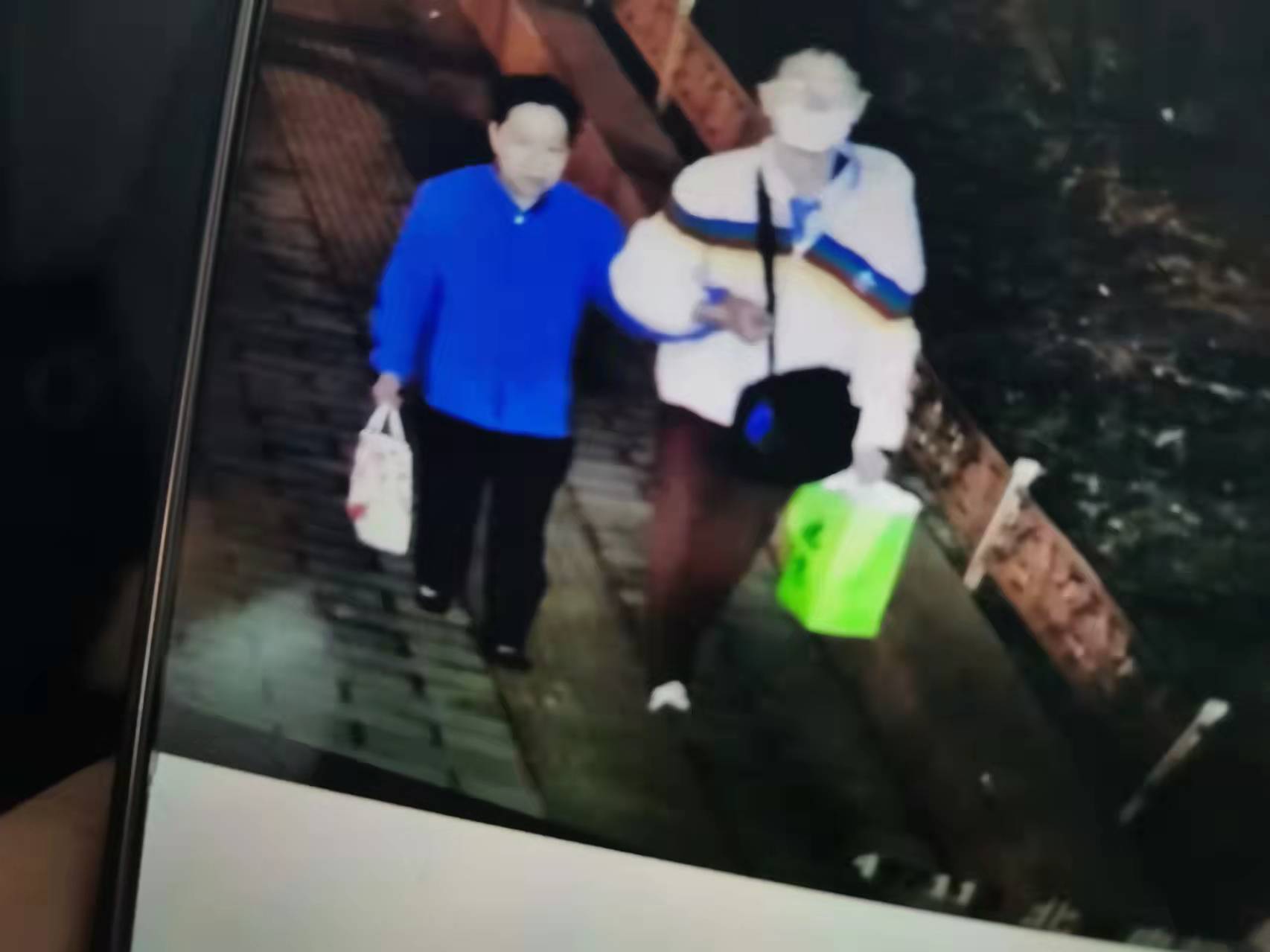 走失者照片 57岁世贸大厦保洁神志不清3月14...