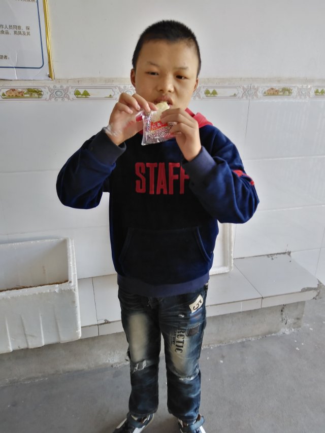 走失者照片 请大家帮忙寻找一下，感谢