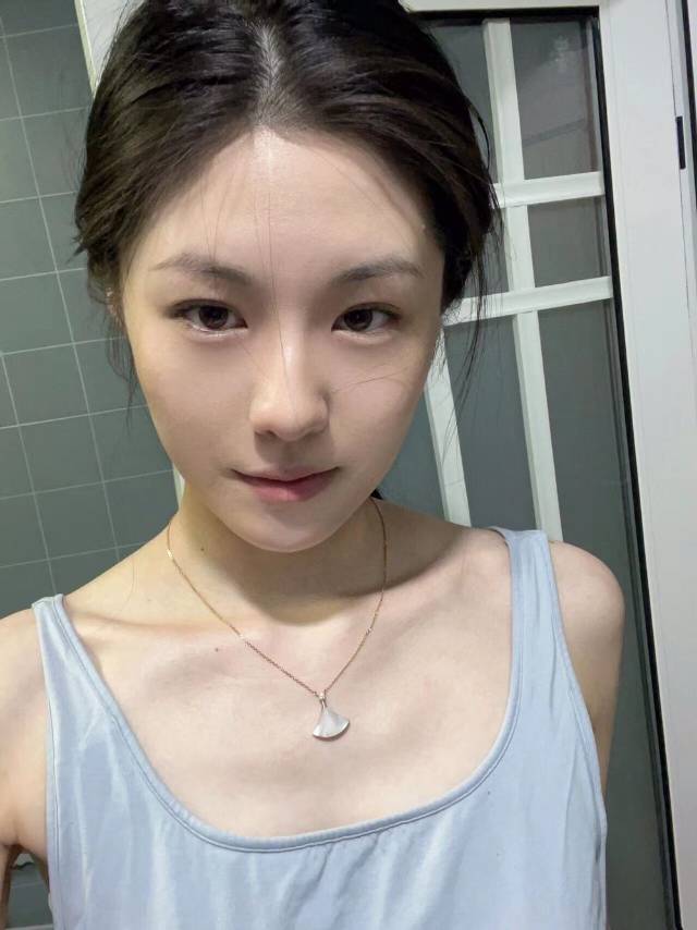 走失者照片 找到的话我直接把她许配给你