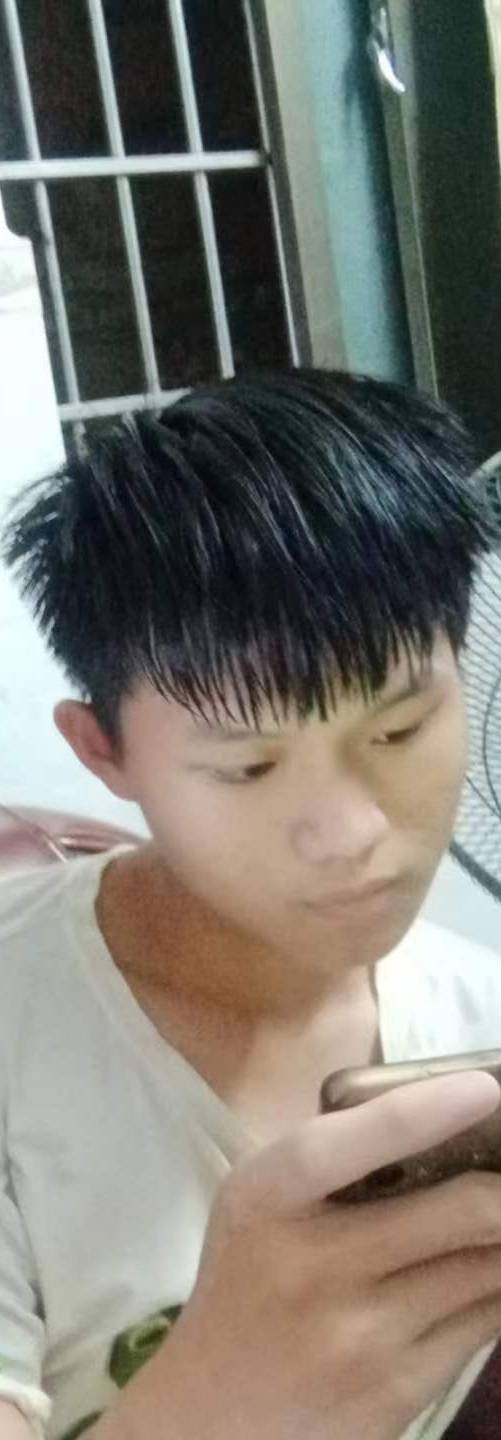 走失者照片 小孩子特别内向,目前去向不明家人特...