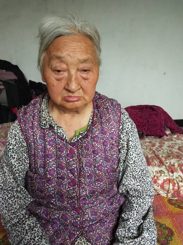 走失者照片 希望看见寻人启好心人们帮忙留意，家...