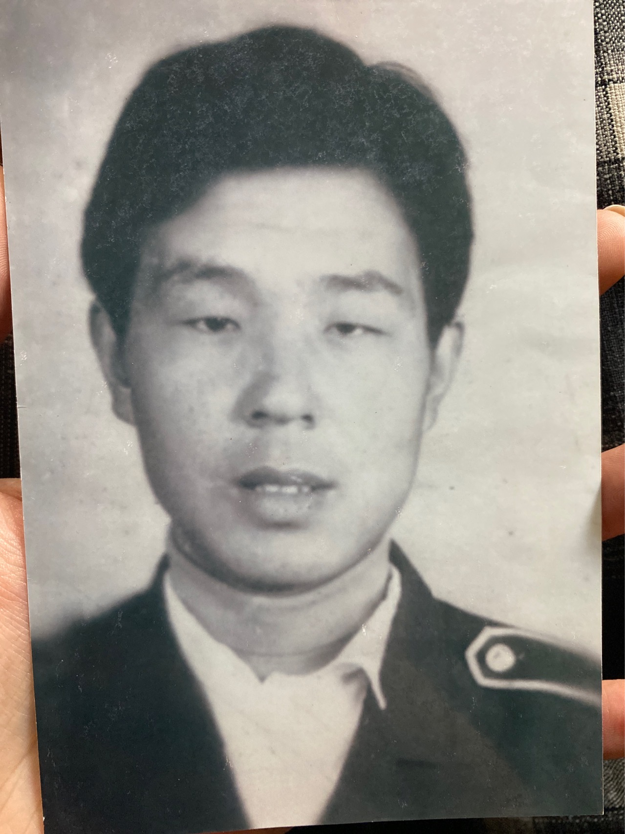 走失者照片 好心人别划走，求求帮我寻失散多年勇...