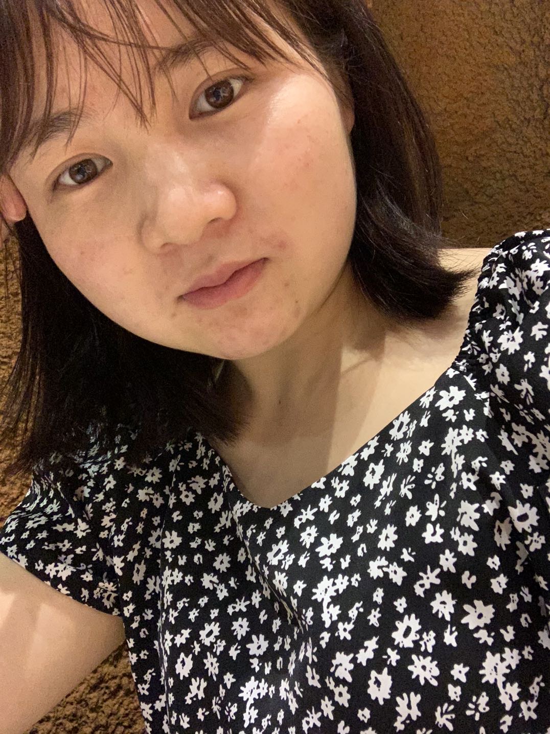 走失者照片 请帮忙把两个孩子的妈妈找回来吧