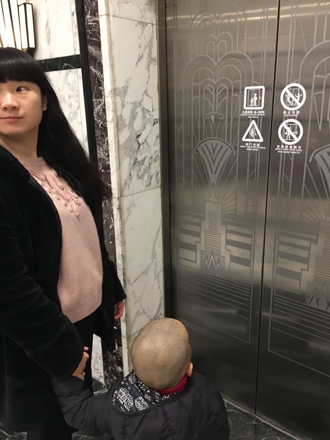 走失者照片 妈妈在哪里？俩儿子的母亲！严重抑郁...