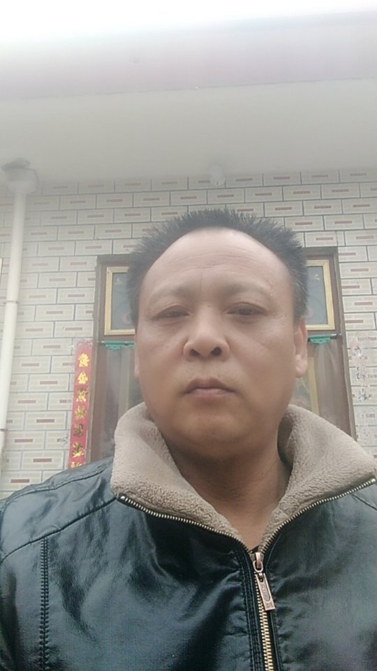 走失者照片 寻亲,寻找芜湖市父母和两个哥哥