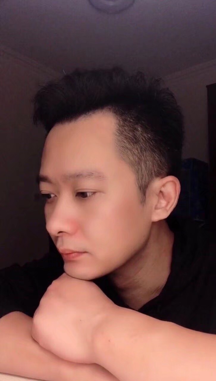 走失者照片 希望大家帮帮忙找到他，认识此人的请...
