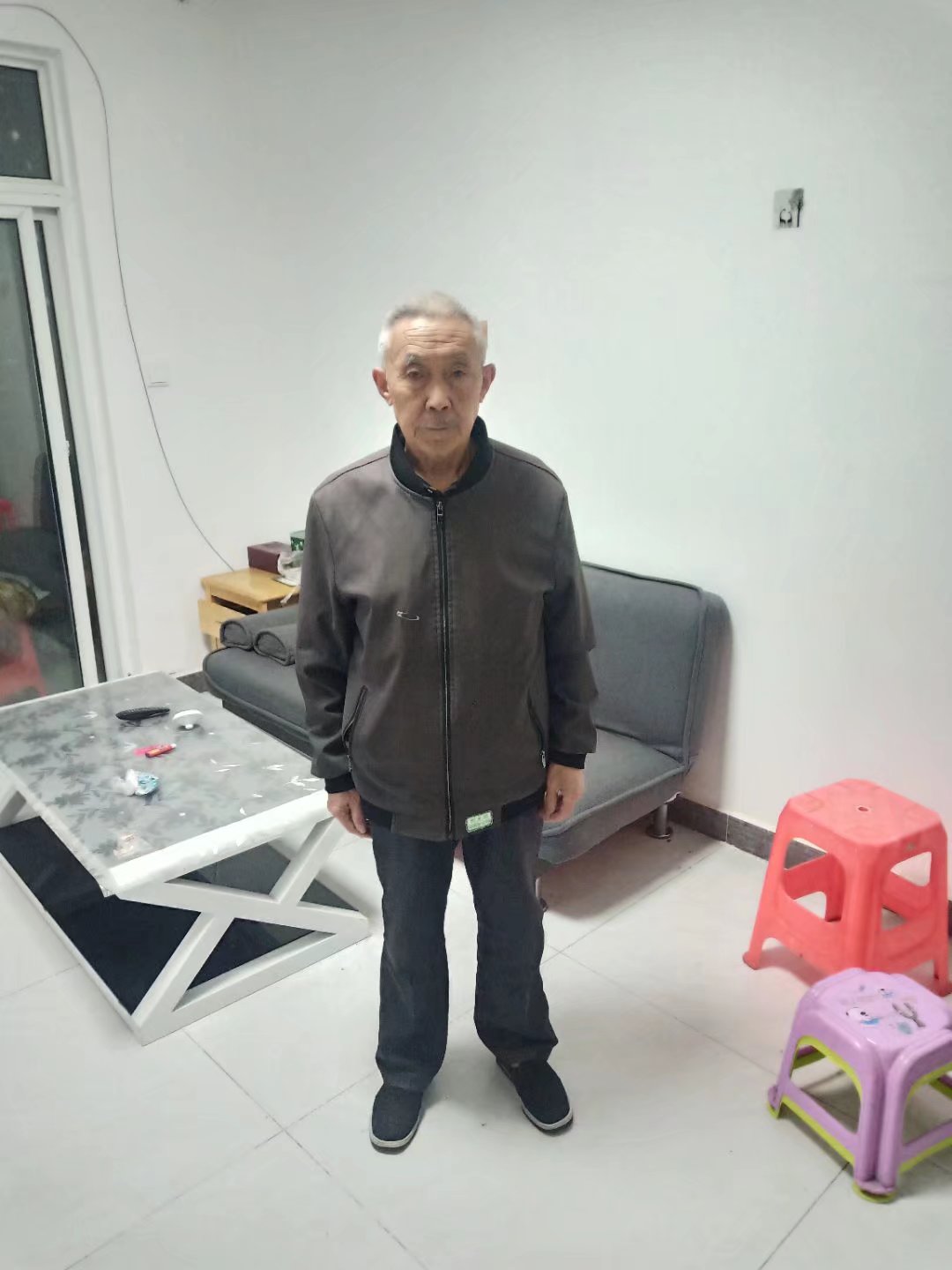 走失者照片 请大家帮忙寻找一下，谢谢