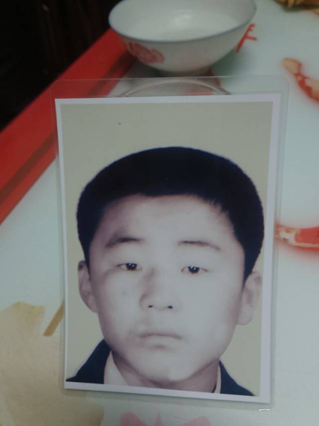 走失者照片 求求大家帮我寻找我的儿子，谢谢