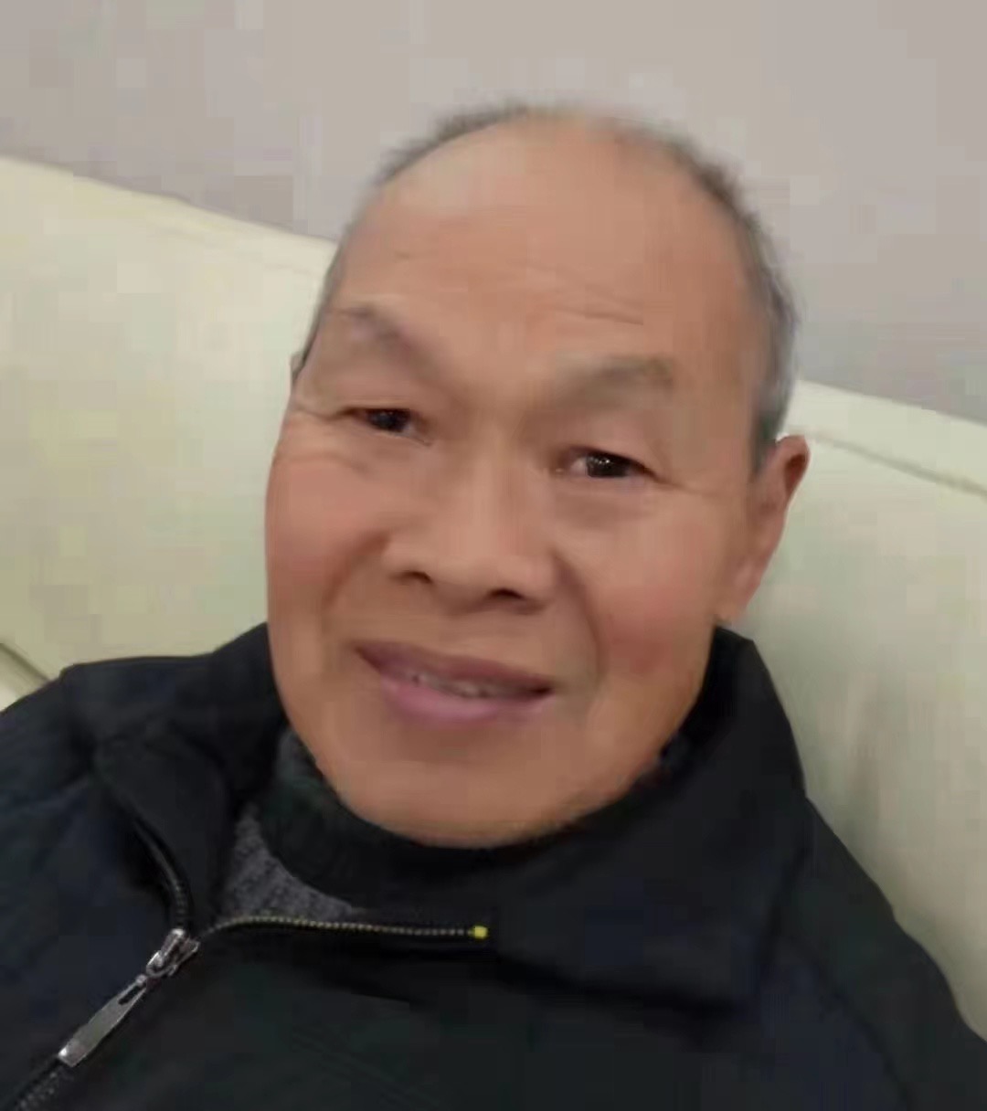走失者照片 家里老人8月1日走丢现在还没找到