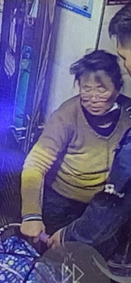 走失者照片 看到此人请与我联系 必有重谢  谢...