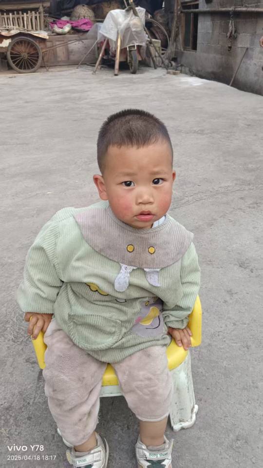 走失者照片 我是一个单亲妈妈，孩子在家失踪，望...