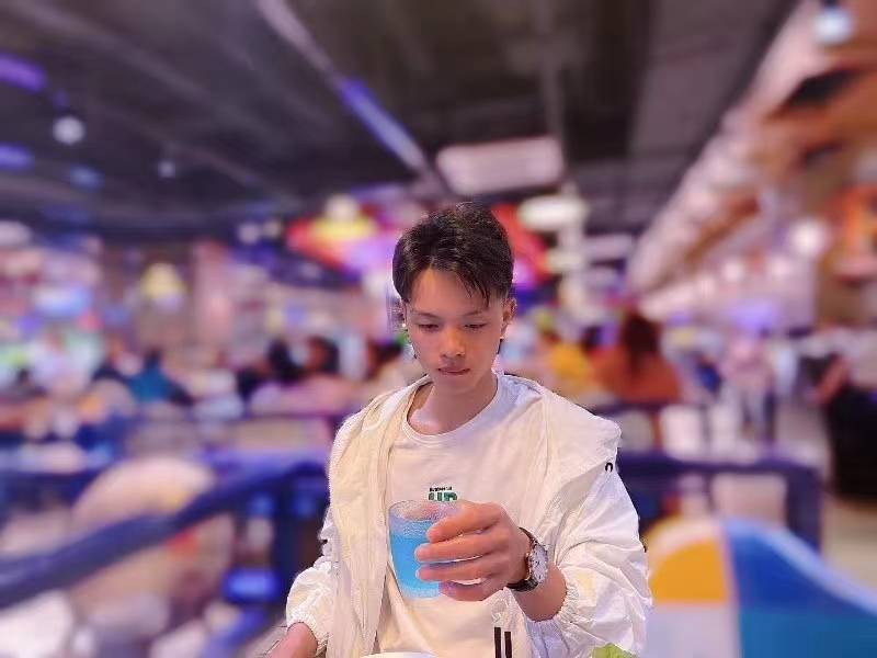 走失者照片 家人朋友都在着急等待你回家