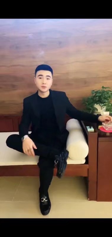 走失者照片 知情者请告知，谢谢