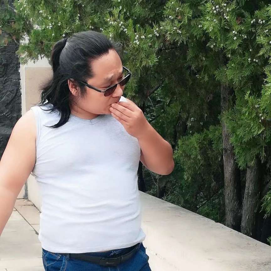 走失者照片 想回家看看自己的母亲