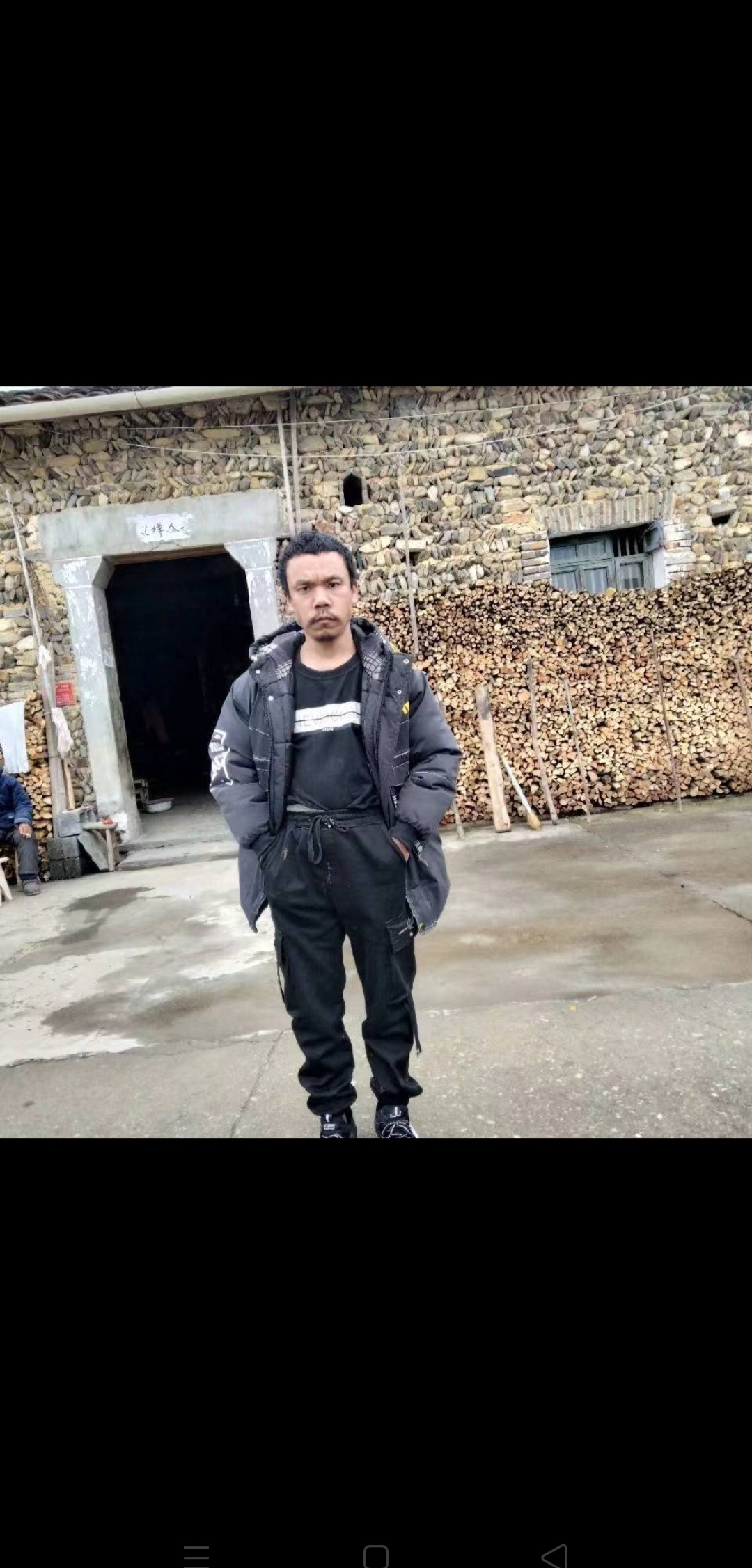 走失者照片 大家看到请联系我们，谢谢