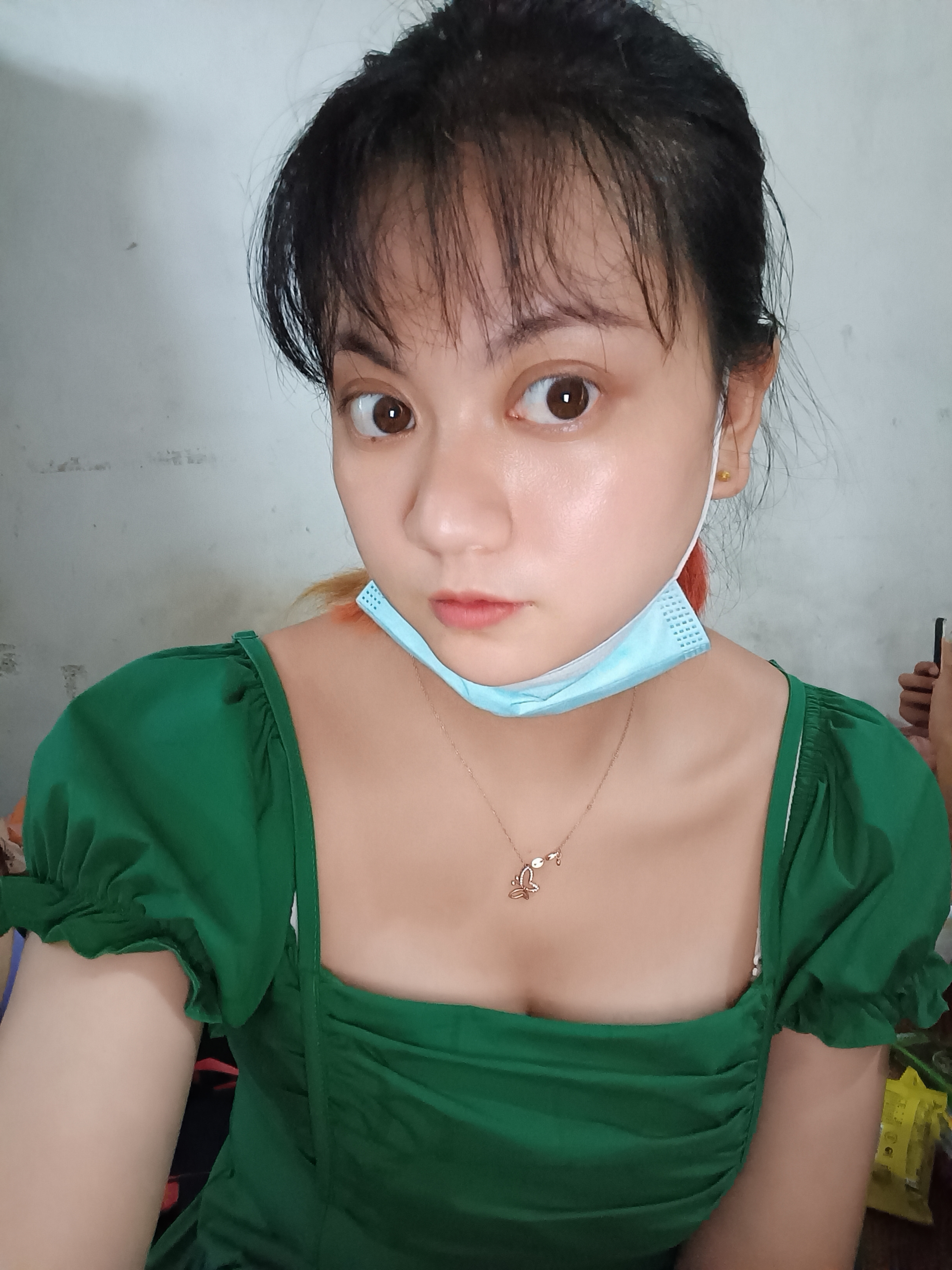 走失者照片 请各位好心人帮我找找她，我在这里谢...