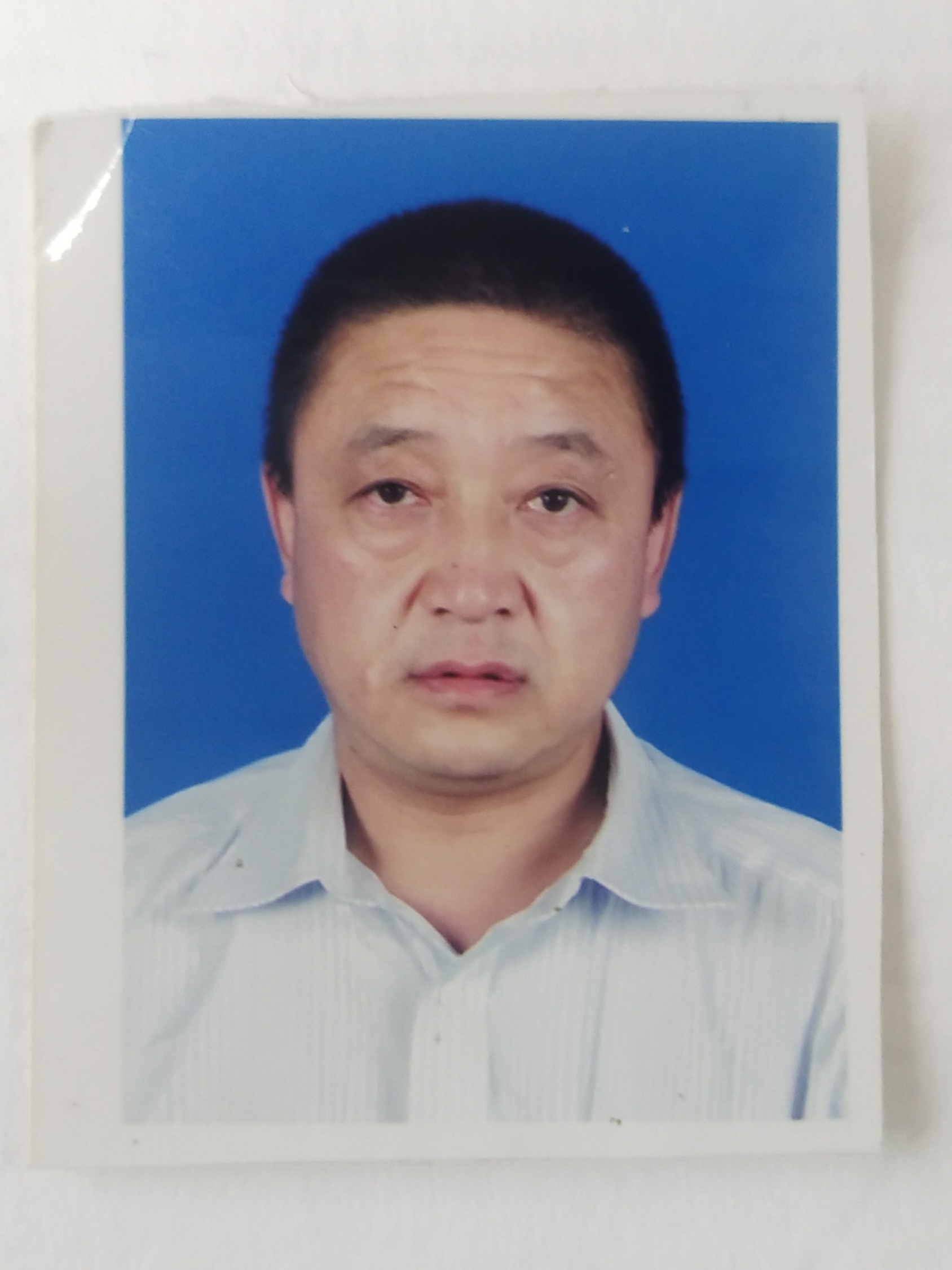 走失者照片 此人曾骗多人钱，希望有线索的联系我...