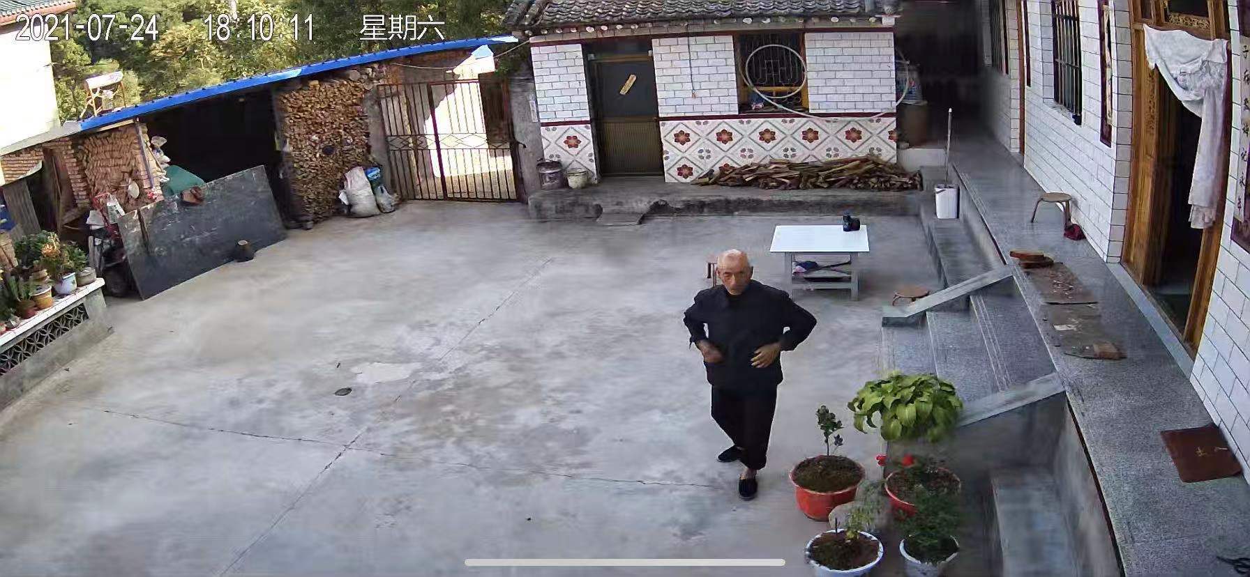 走失者照片 麻烦社会各界人士提供积极线索，谢谢...