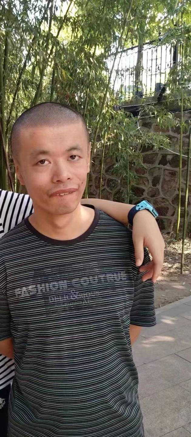 走失者照片 孩子智力障碍不慎走失，知其下落者请...