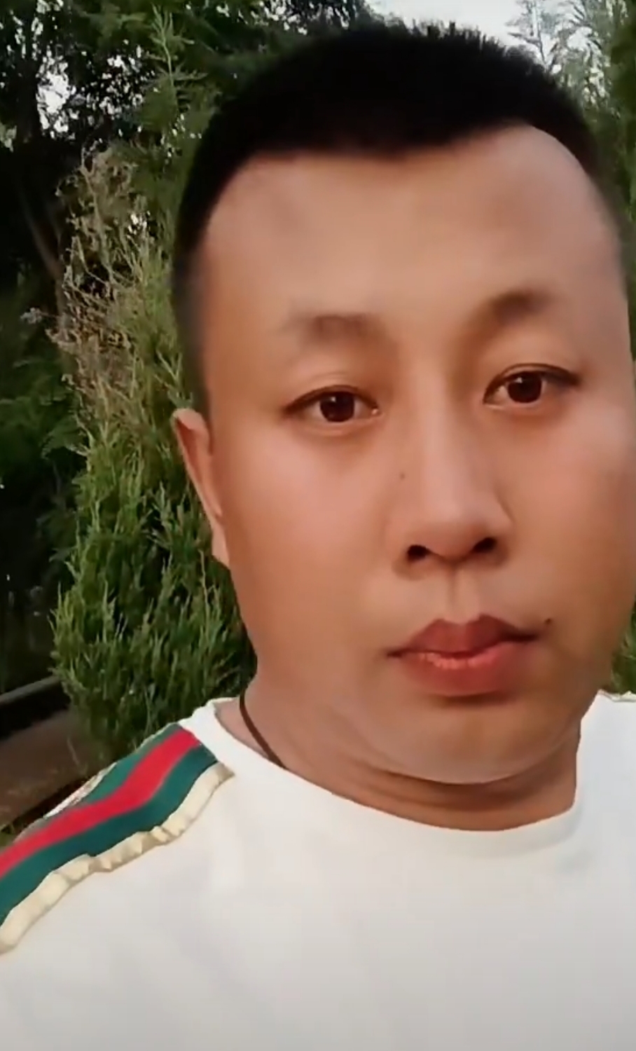 走失者照片 紧急寻人，提供线索者必有重谢
