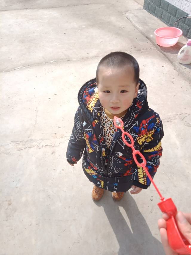 走失者照片 寻找弃婴的亲生父母