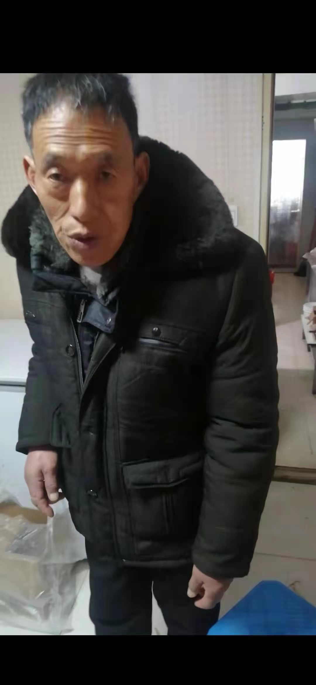 走失者照片 请大家留心这位老人，跪谢！