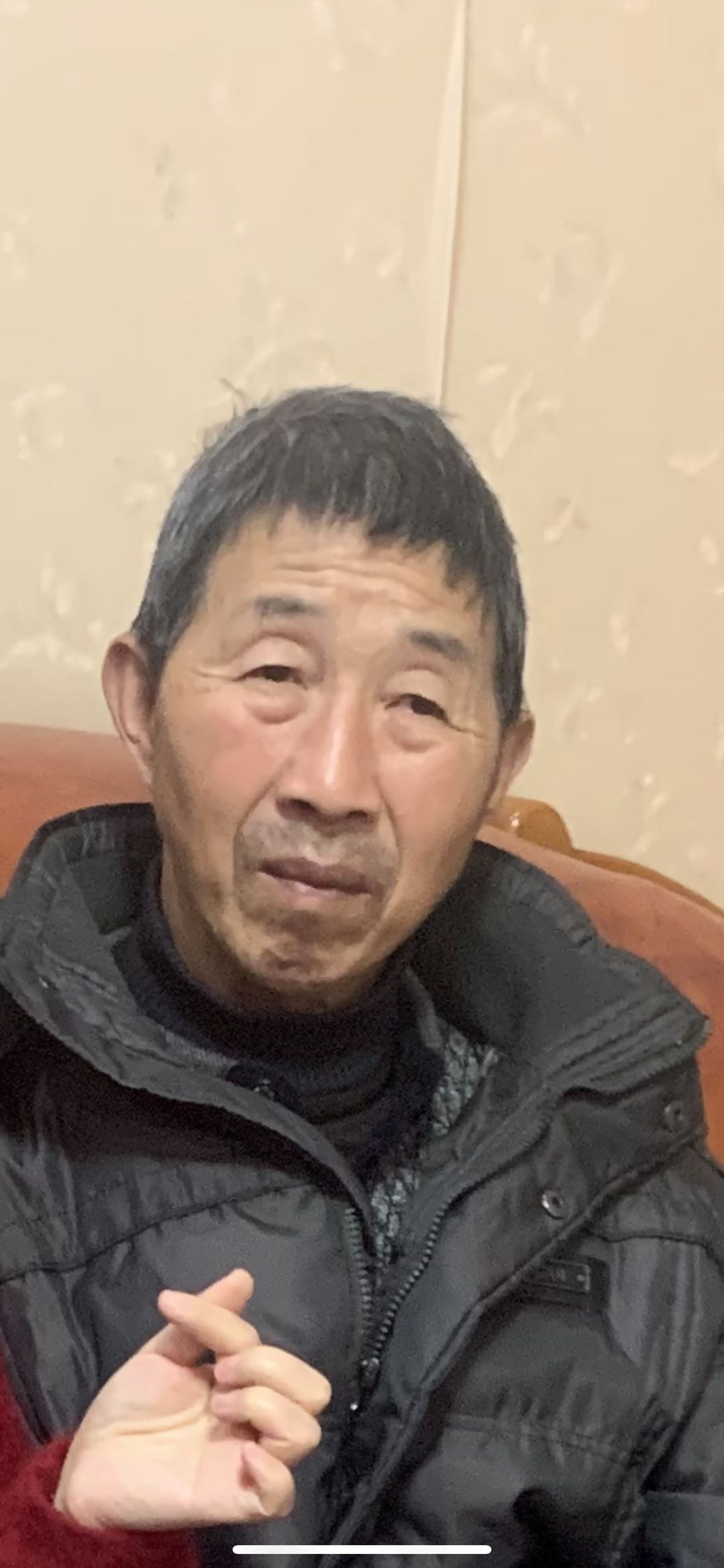 走失者照片 请帮忙留意一下我的父亲