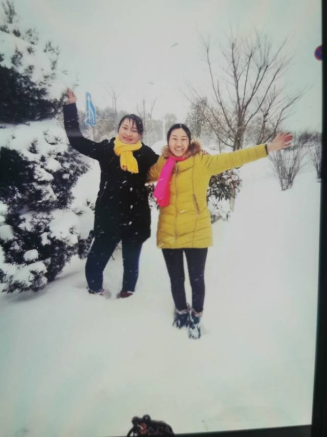 走失者照片 图片中穿光衣服的女人失踪，求各位网...