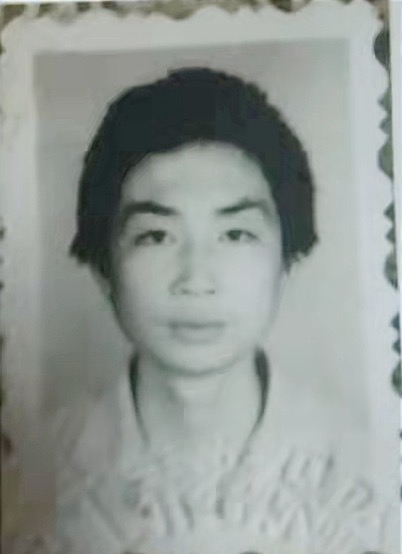走失者照片 寻失踪多年好友。几年间父母双亡兄弟...