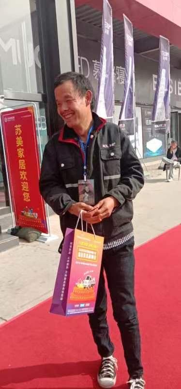 走失者照片 若有线索，请与我联系，谢谢大家！