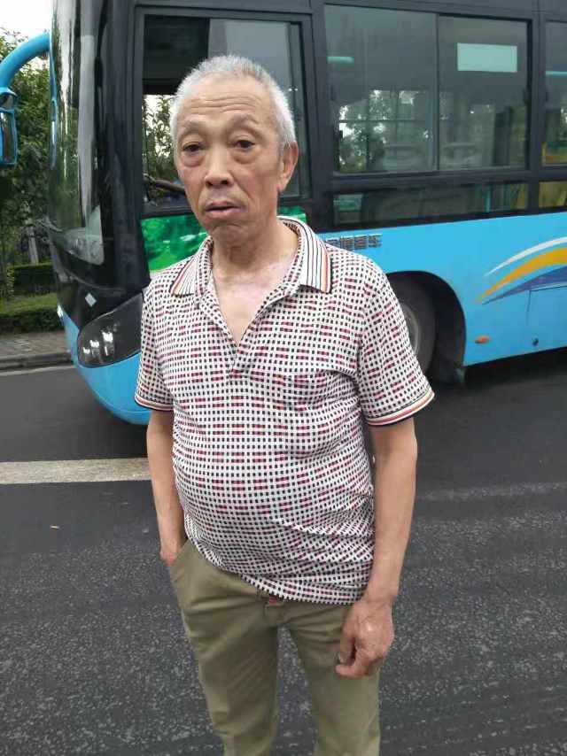 走失者照片 各位朋友帮帮忙，现在家人特别着急