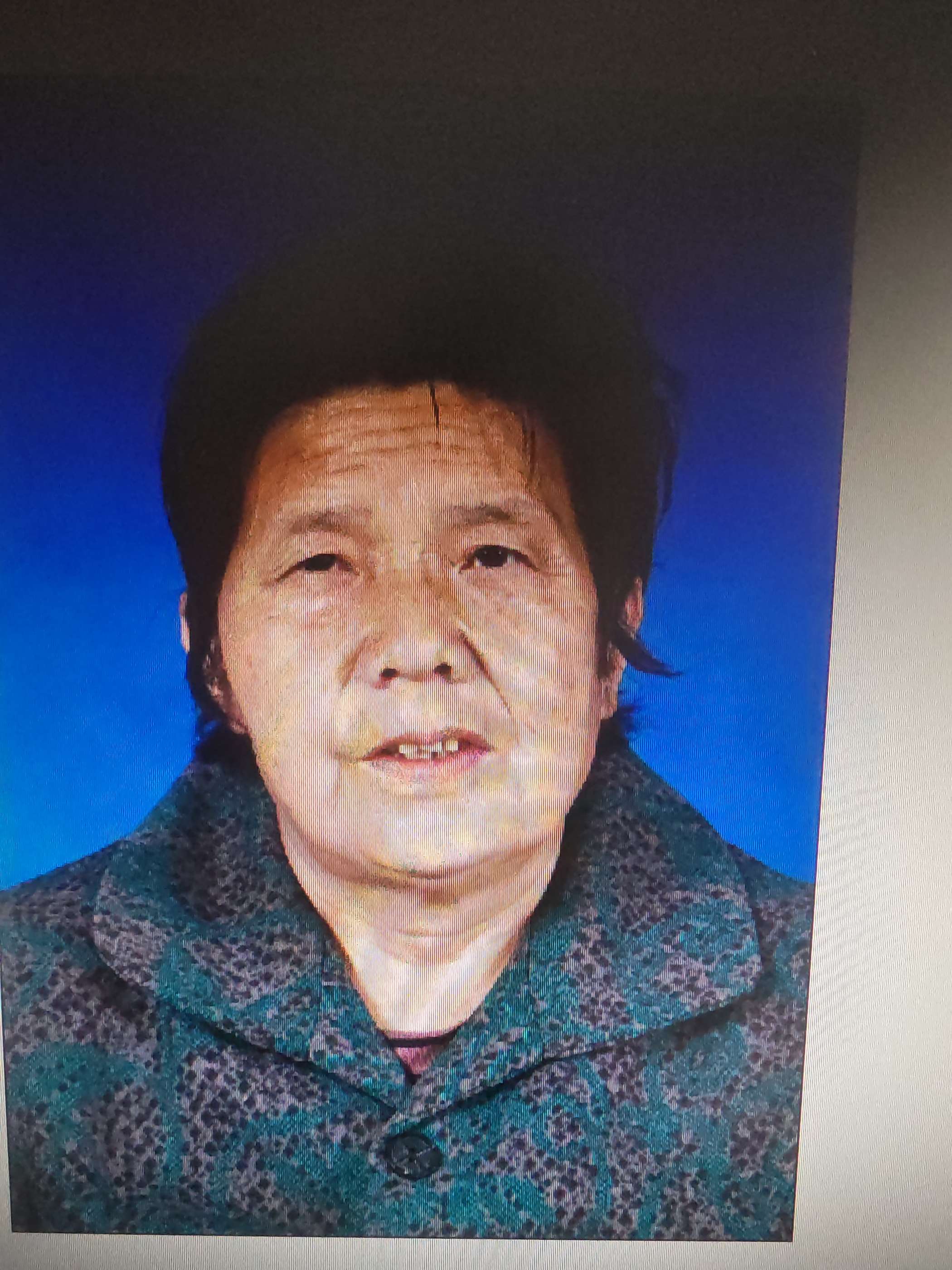 走失者照片 谢谢大家帮忙转发一下