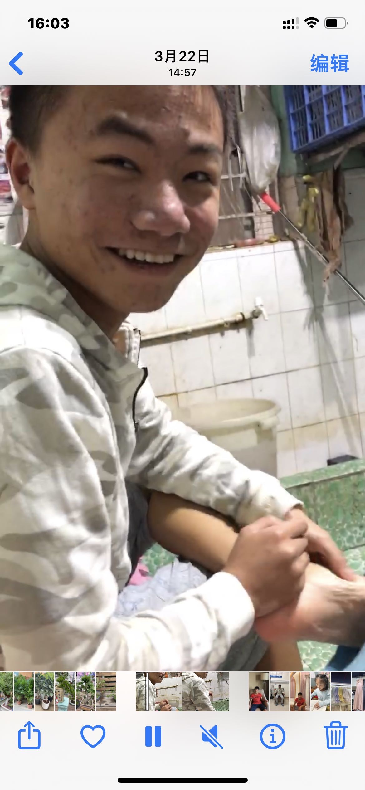 走失者照片 儿子！我们想你！担心你！赶紧回来吧...