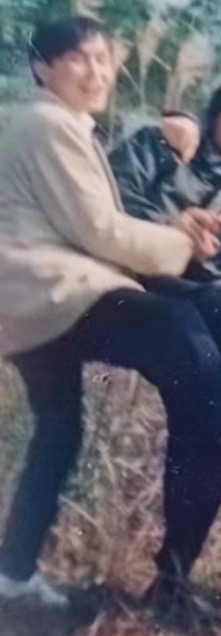 走失者照片 寻失踪多年好友。几年间父母双亡兄弟...