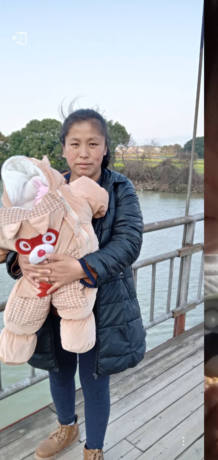 走失者照片 老婆回来吧,家里你的六个小孩等你回...