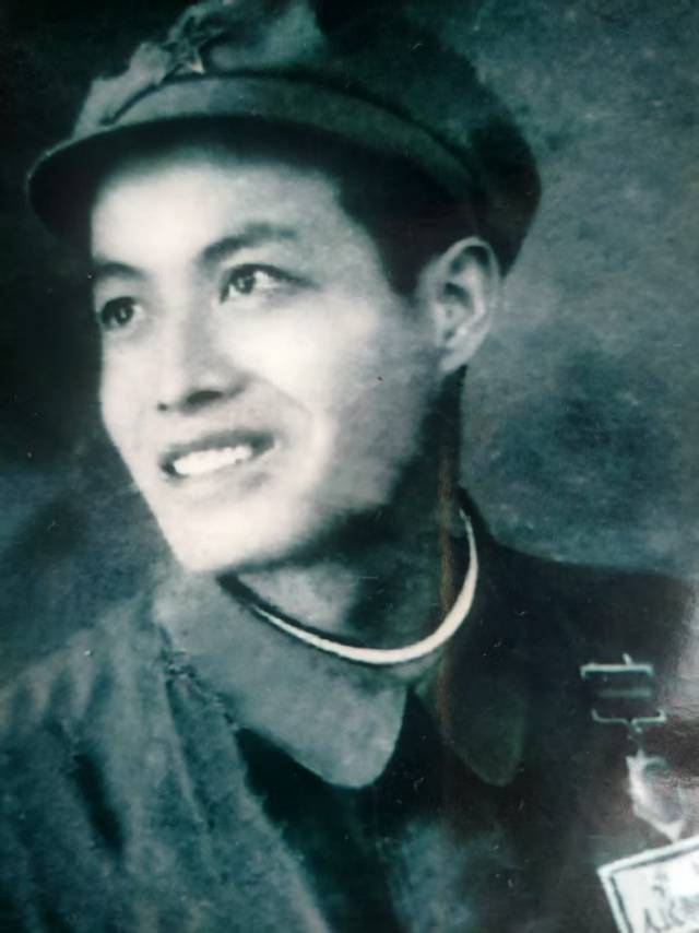 走失者照片 寻找我的舅舅和妗