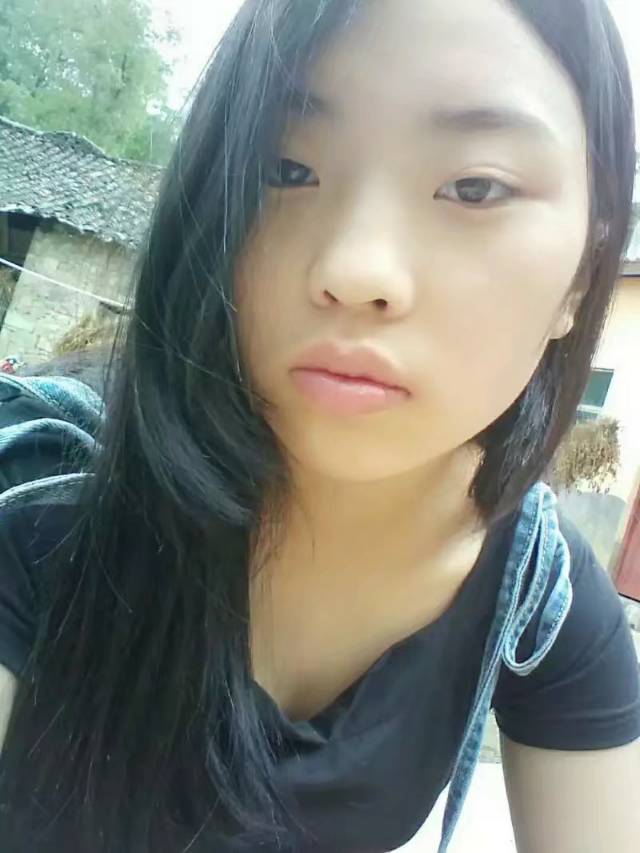 走失者照片 好心人帮帮忙，孩子才一岁整天哭着要...