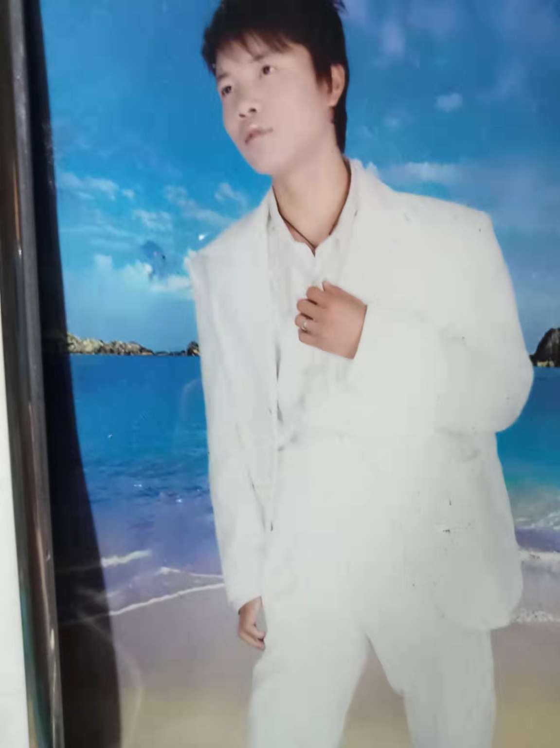 走失者照片 全家的唯一希望平安回家与家人团聚，...