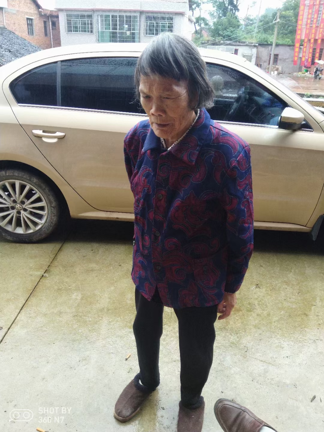 走失者照片 如有知情下落者，请马上联系
