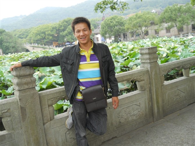 走失者照片 孩子想爸爸了，请大家帮帮忙谢谢