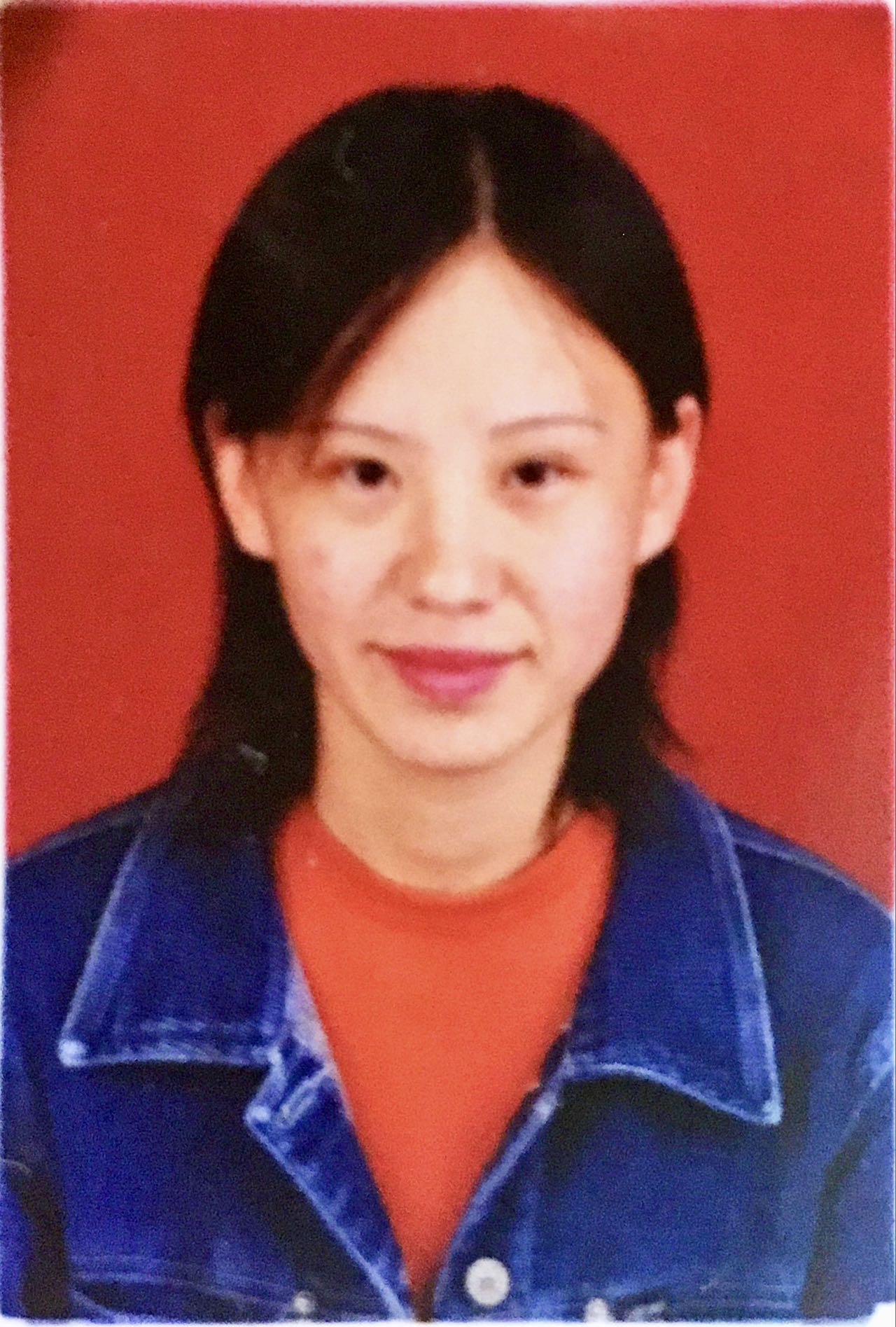 走失者照片 寻找2001年失踪的姐姐尹燕敏