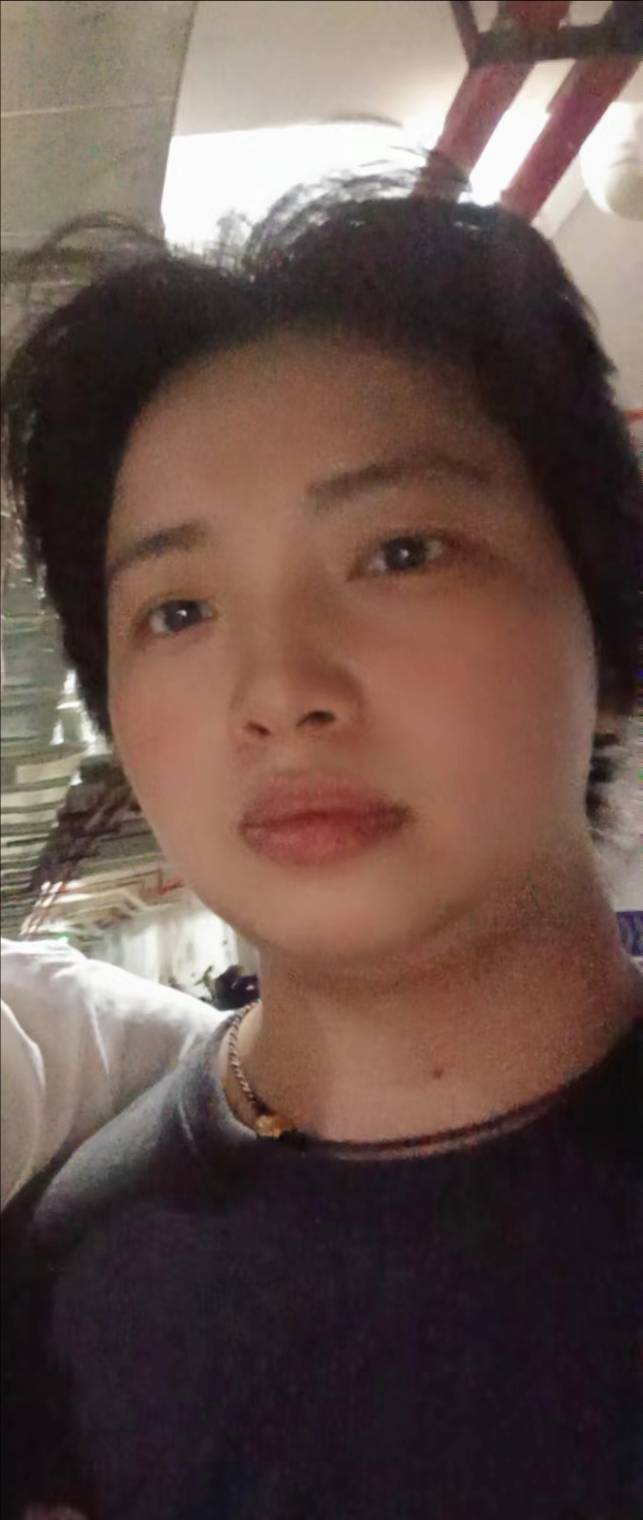 走失者照片 可怜的孩子很多天没看到妈妈了，请求...