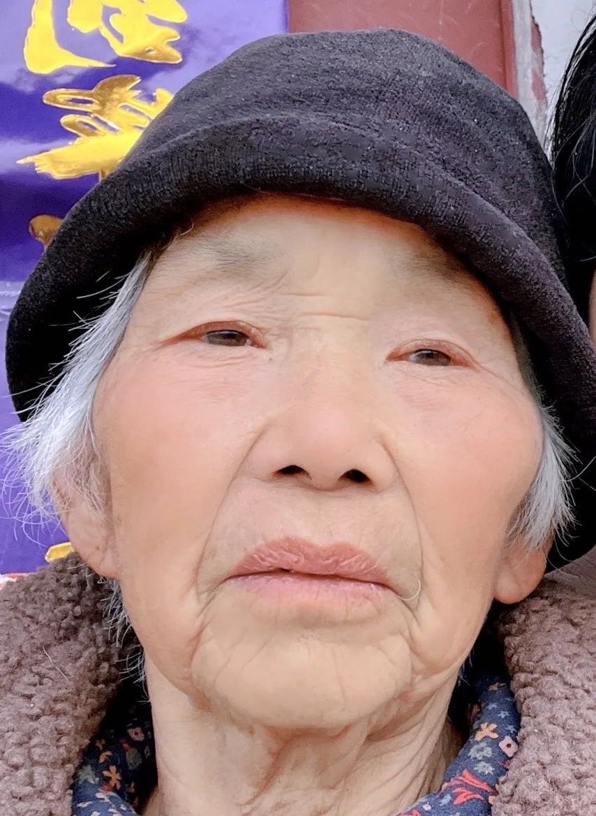 走失者照片 请大家帮助我找寻奶奶回家???