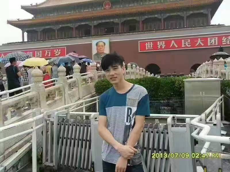 走失者照片 大家帮忙找找亲人